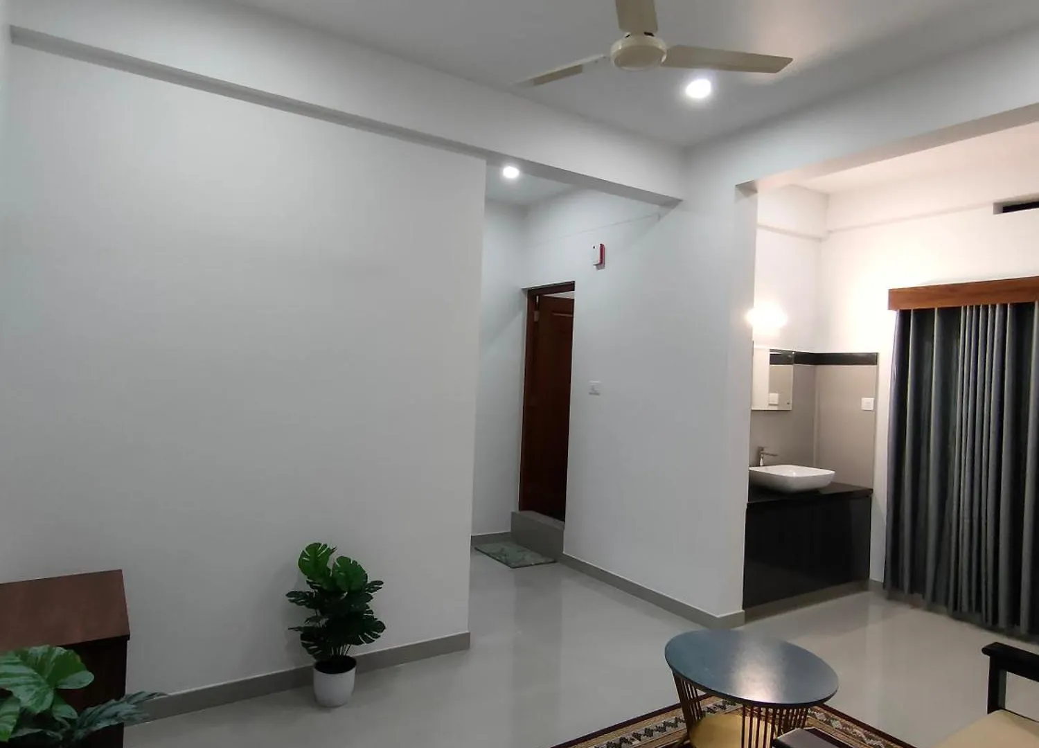 Achandy Arcade Kakkadampoyil Apartment